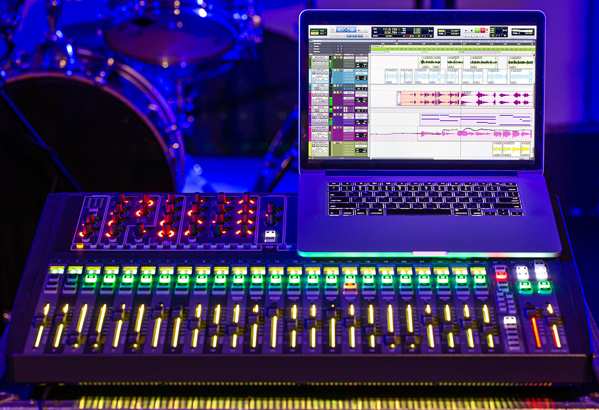 Lighting Synchronization with Audio: Creating Dynamic Visual Experiences